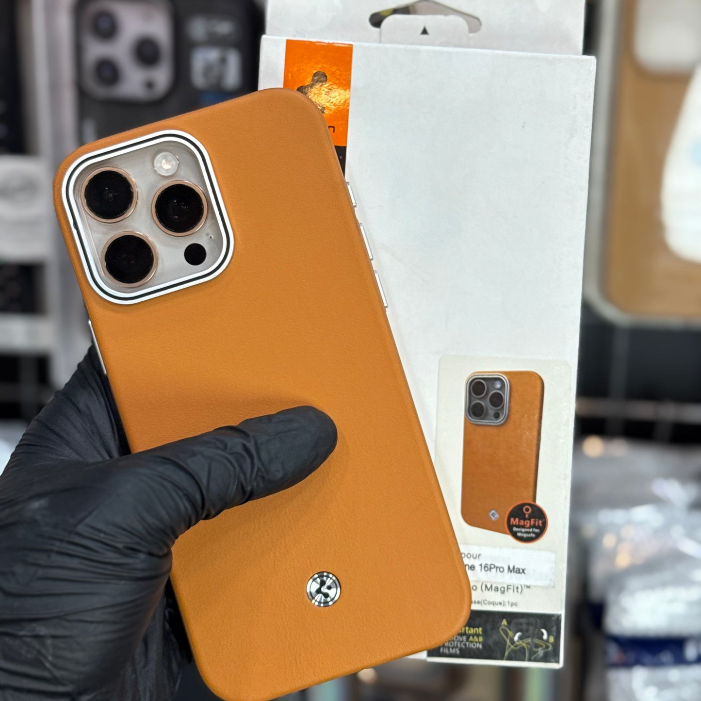 Spigen Enzo Magfit