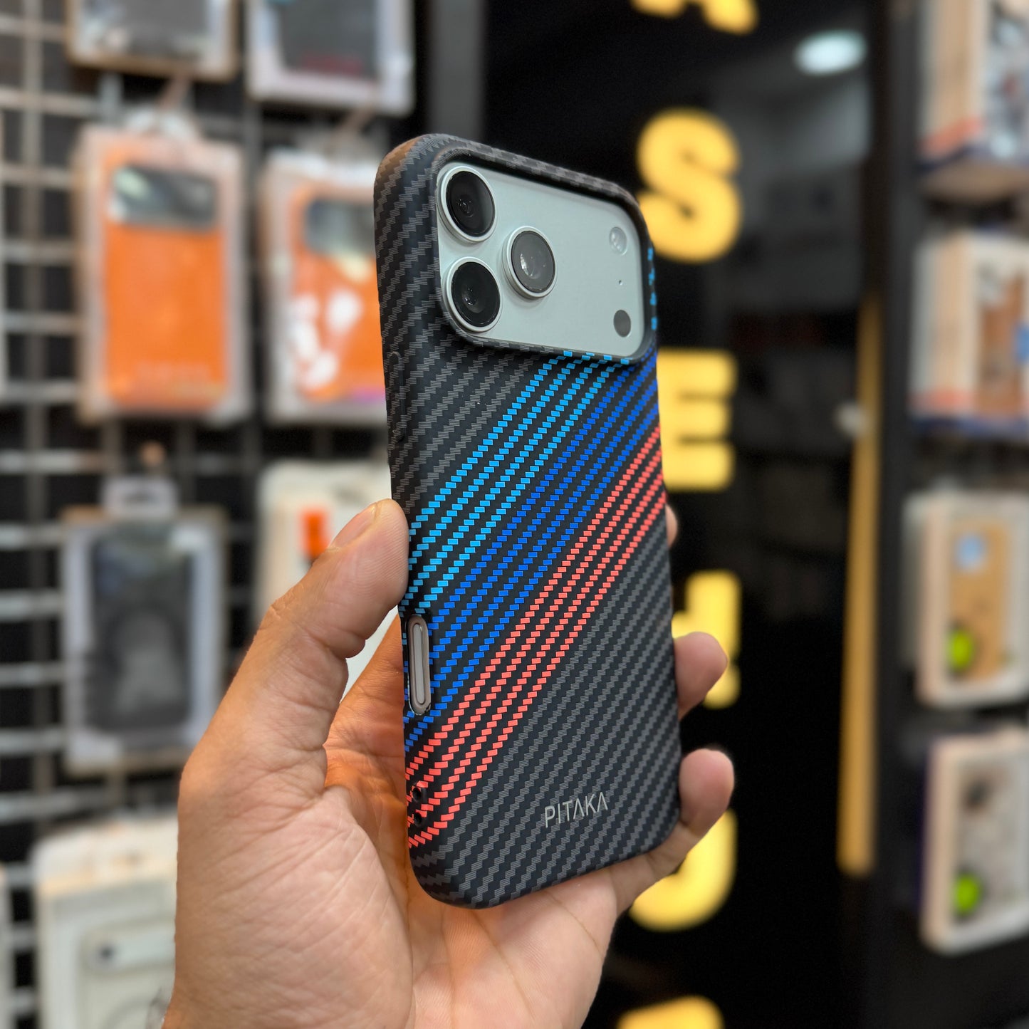 Pitaka BMW Case IP 17 pro / 17 pro Max