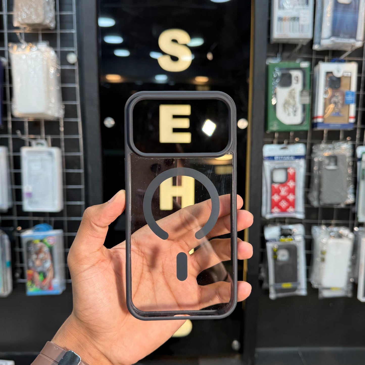 Colour Magsafe IP 17 Series