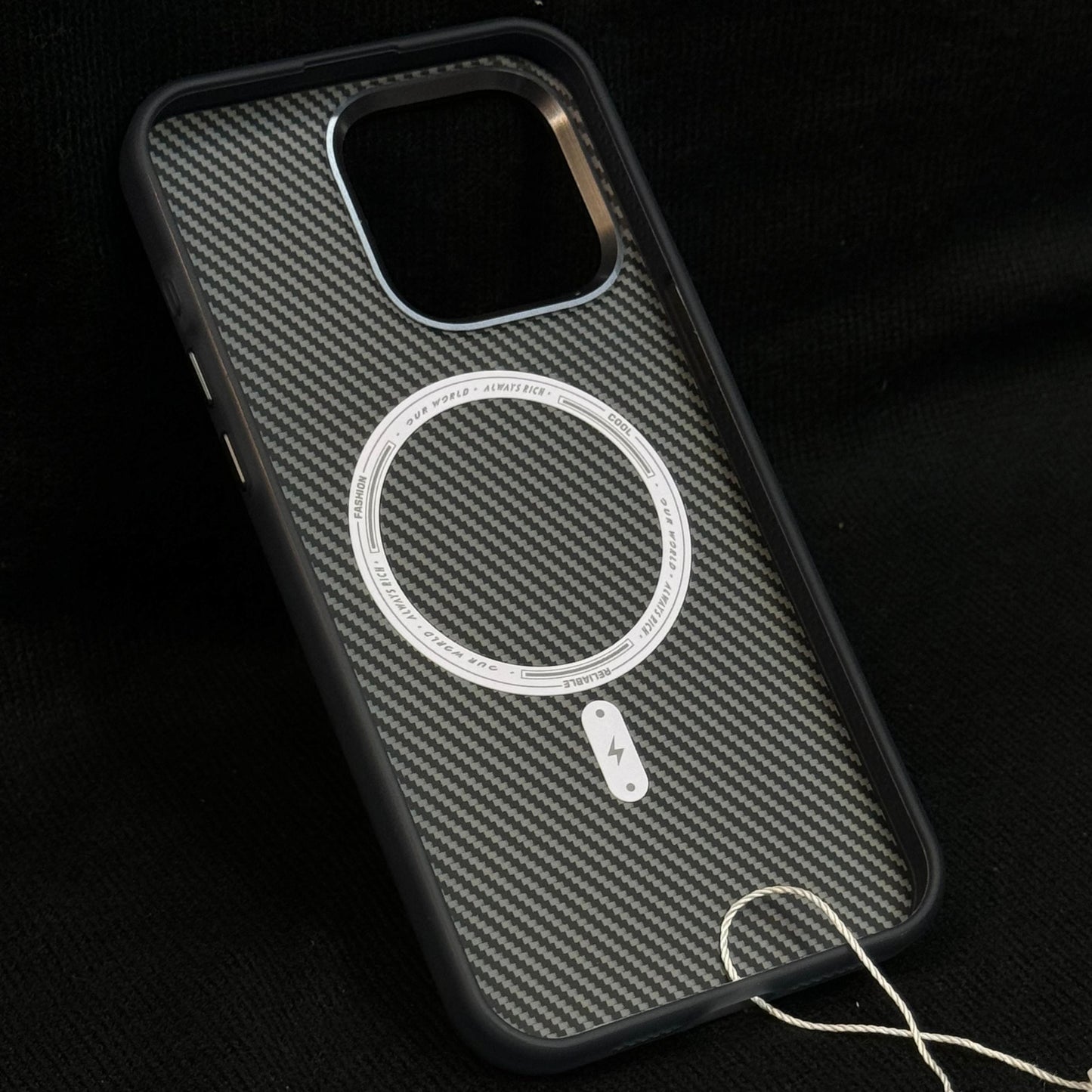 Q Series Carbon Fiber 15 Pro Max