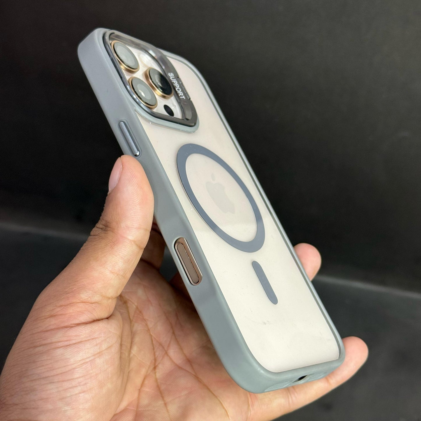 Metal Stand Case With Magsafe