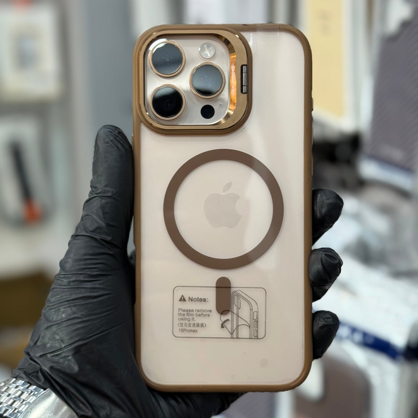 U1 Stand Case With Magsafe