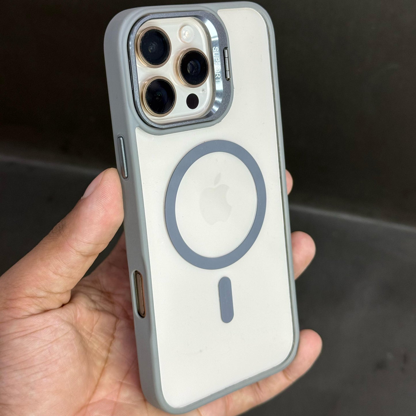 Metal Stand Case With Magsafe